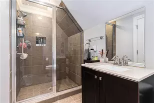 1647 Dupont Commons Dr NW, Atlanta, GA 30318 - Photo 22