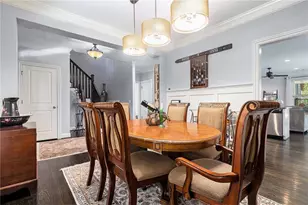 1647 Dupont Commons Dr NW, Atlanta, GA 30318 - Photo 8