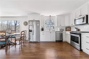 2251 Skyline Dr, Gainesville, GA 30501 - Photo 2