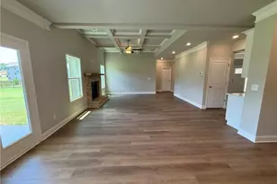 214 Cherokee Rose Ln, Hoschton, GA 30548 - Photo 10