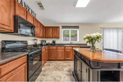 245 Silver Spring Street, Dallas, GA 30157 - Photo 10