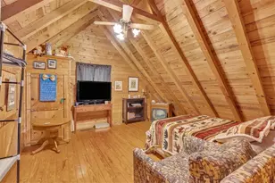 402 Sun Mountain Rd, Chatsworth, GA 30705 - Photo 14