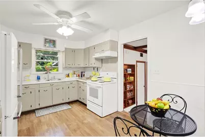 1105 E Derenne Drive, Savannah, GA 31406 - Photo 14