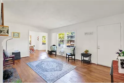 1105 E Derenne Drive, Savannah, GA 31406 - Photo 8