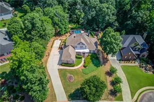 4727 Ardmore Ln, Hoschton, GA 30548 - Photo 2