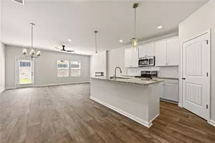 4840 Orchard Grove Way, Gainesville, GA 30504 - Photo 4