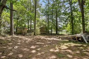 1836 Gingham Ct, Lithonia, GA 30058 - Photo 4