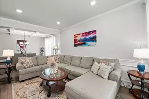 1025 Lakehaven Ln, Loganville, GA 30052 - Photo 2