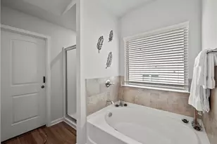 1025 Lakehaven Ln, Loganville, GA 30052 - Photo 14