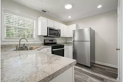 211 Chelsea Court, Woodstock, GA 30189 - Photo 4