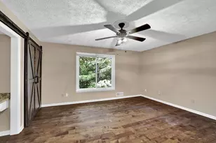 1410 Dallas Cir SW, Marietta, GA 30064 - Photo 16