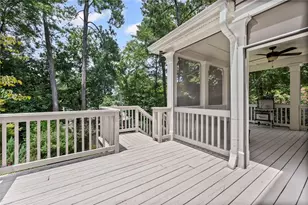 2292 Pembrook Pl NE, Atlanta, GA 30324 - Photo 22