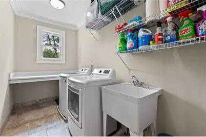 2292 Pembrook Place NE, Atlanta, GA 30324 - Photo 38