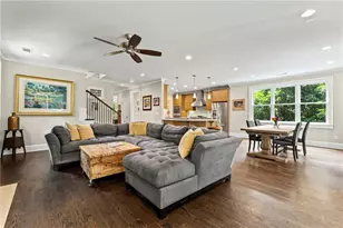 2292 Pembrook Pl NE, Atlanta, GA 30324 - Photo 16