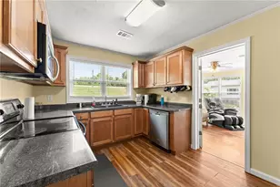 6455 Main St, Lula, GA 30554 - Photo 8