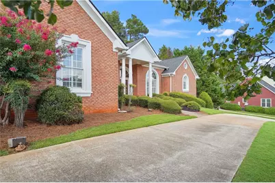 2791 Wellington Way SE, Conyers, GA 30013 - Photo 2