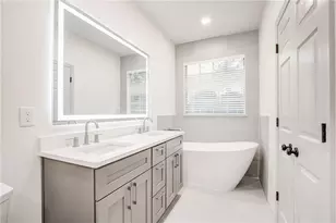200 Renaissance Parkway NE, Atlanta, GA 30308 - Photo 20
