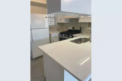 398 Prince Of Wales, Stone Mountain, GA 30083 - Photo 6