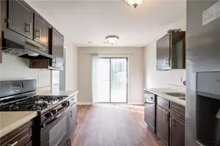 5404 Biffle Downs Rd, Stone Mountain, GA 30088 - Photo 14