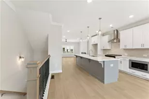 1979 Deco Dr, Kennesaw, GA 30144 - Photo 6