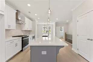 1979 Deco Dr, Kennesaw, GA 30144 - Photo 10