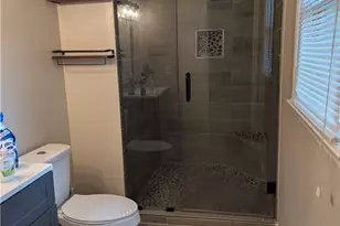 4754 Winthrop Dr, Atlanta, GA 30337 - Photo 4