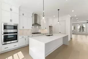 3010 Kara Ct, Roswell, GA 30076 - Photo 2