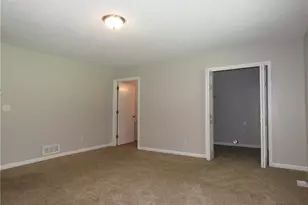 467 Pineburr Ln, Stone Mountain, GA 30087 - Photo 32