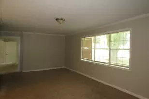 467 Pineburr Ln, Stone Mountain, GA 30087 - Photo 26