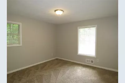 467 Pineburr Lane, Stone Mountain, GA 30087 - Photo 14