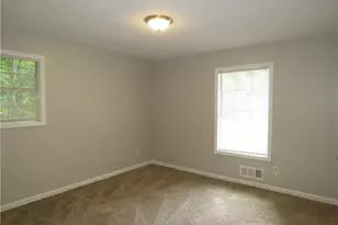 467 Pineburr Ln, Stone Mountain, GA 30087 - Photo 14