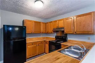 245 Fieldstone Dr, Fairburn, GA 30213 - Photo 12