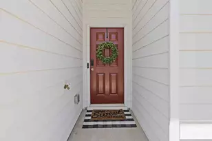 60 Huntley Trce, Hoschton, GA 30548 - Photo 2