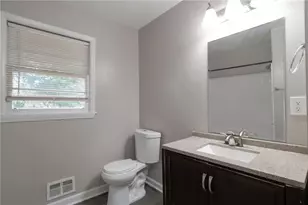 904 Pine Roc Dr, Stone Mountain, GA 30083 - Photo 14