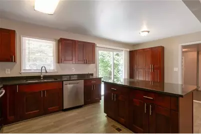 904 Pine Roc Drive, Stone Mountain, GA 30083 - Photo 8