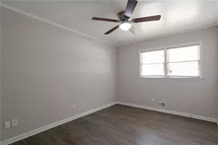 904 Pine Roc Dr, Stone Mountain, GA 30083 - Photo 10