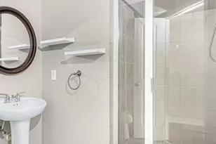 710 Cosmopolitan Dr NE, Atlanta, GA 30324 - Photo 30