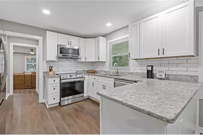 742 Mountain View Drive, Stone Mountain, GA 30083 - Photo 18