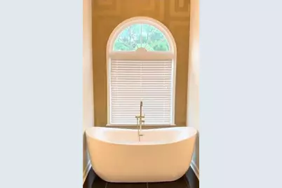 3801 Cherry Ridge Boulevard, Decatur, GA 30034 - Photo 8