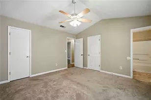 3045 Wildflower Ln, Snellville, GA 30039 - Photo 10