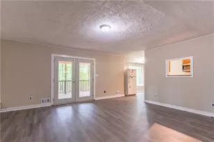 60 Laurie Ln, Covington, GA 30016 - Photo 4