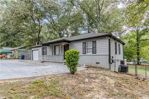 6281 Denny Ln SW, Mableton, GA 30126 - Photo 2