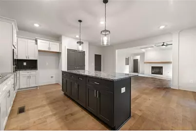 204 Races Road, Hoschton, GA 30548 - Photo 10