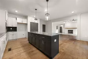 204 Races Rd, Hoschton, GA 30548 - Photo 10