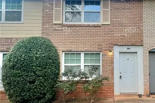 100 Chalfont Dr, Athens, GA 30606 - Photo 2