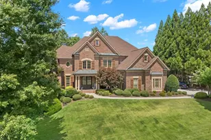 3140 Glastonbury Ln, Suwanee, GA 30024 - Photo 2