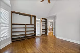 6865 N Creekside Point, Cumming, GA 30041 - Photo 8