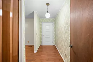 192 Saxon Ct, Canton, GA 30114 - Photo 10