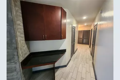 400 W Peachtree Street NW #1016, Atlanta, GA 30308 - Photo 2