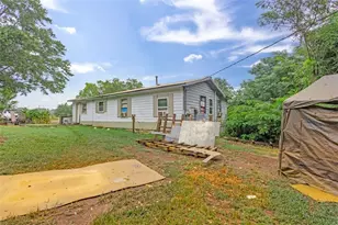 37 Carruth Rd, Jefferson, GA 30549 - Photo 4